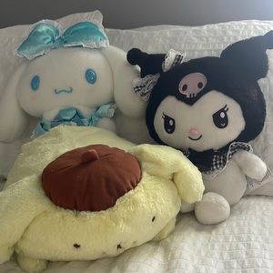 Sanrio Plushies!